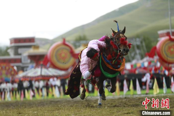 青海玉樹：70年，幸福生活如格?；ň`放