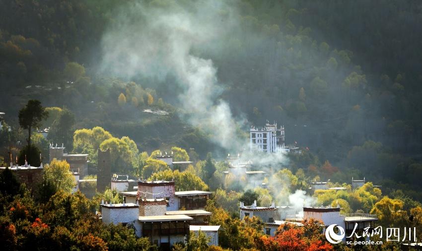 丹巴美景。李永安攝