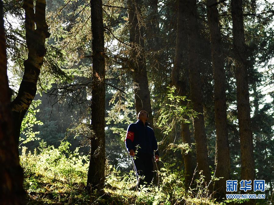 （全面建成小康社會“百城千縣萬村調研行”·圖文互動）（9）青?？柎澹骸肮夤鞔濉钡娜A麗轉身